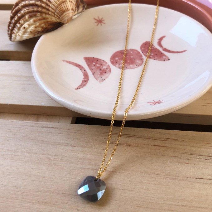 Collier MIA 