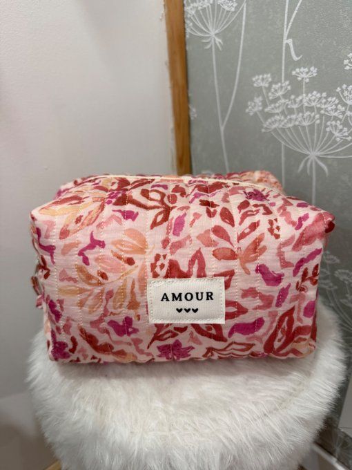 Trousse de toilette fleurie ecrue