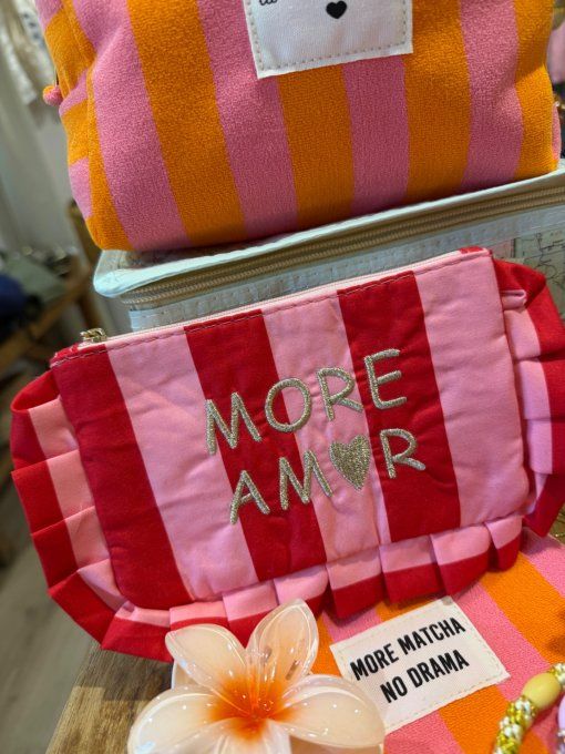 Pochette rayée More Amor