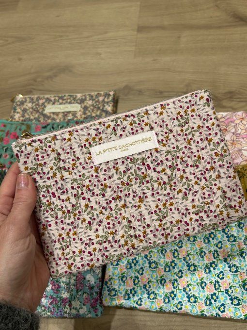 Pochette A5 coton matelassé Petites baies sauvages 