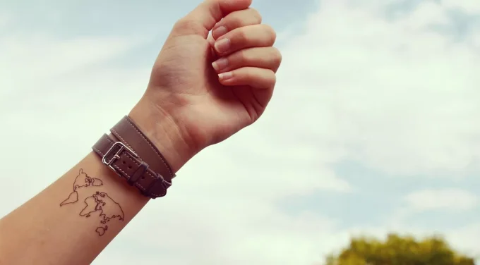 Tatouage éphémère : Carte du monde