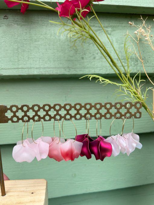 Boucles PETALES NACRE
