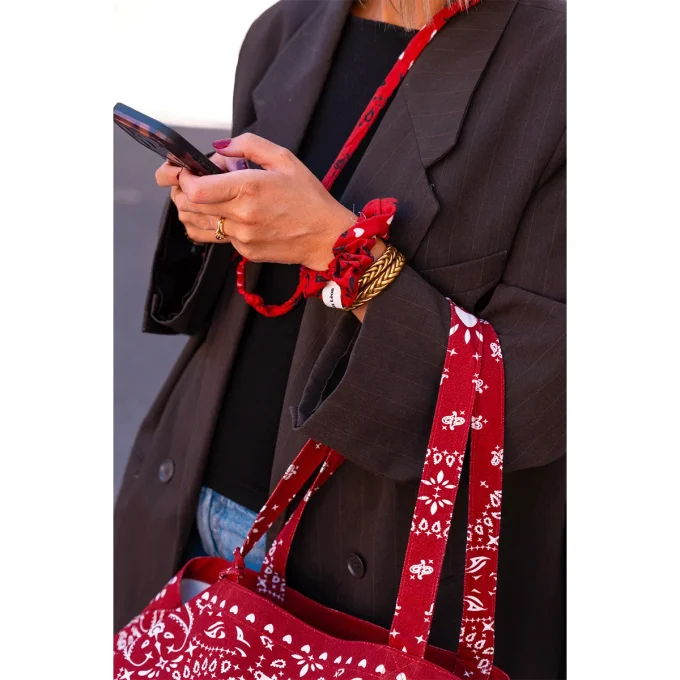  Sangle de téléphone Billie - Bandana cherry