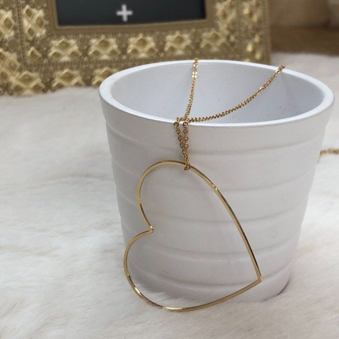 Collier LOVE doré